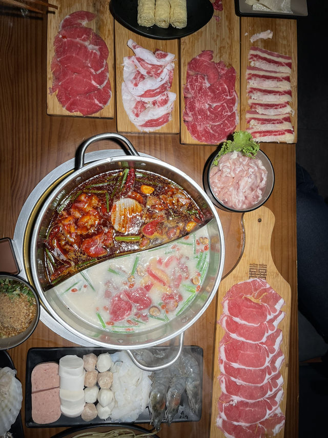 🍲 Hei Hei Hot Pot | ชาบูจีนเข้มข้นย่านนิมมาน 🍜