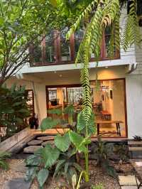 ALLO HOUSE คาเฟ่บรันช์โฮมมี่ในกลางเมือง
