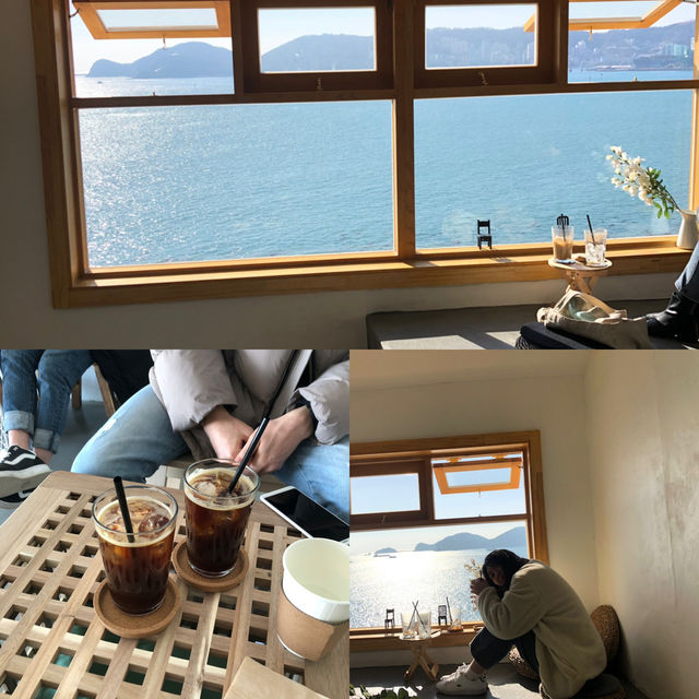 🎨 감성 가득 복층 공간, 영도 흰여울문화마을카페 캔버스다락
