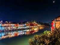  “Lantern Dreams of the Water Town”