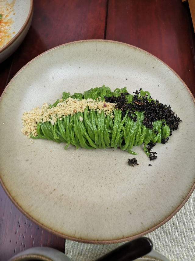 🍵 Mi Xun Teahouse: Serenity and Sustainability in Chengdu