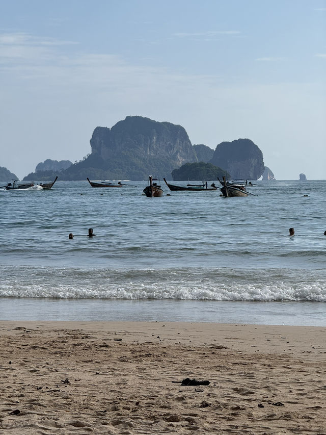 Beaches, Trails, and Sunset Magic: Exploring Ao Nang and Krabi 🇹🇭 🏝️  Beaches, Trails, and Sunset Magic: Exploring Ao Nang and Krabi 🇹🇭 🏝️