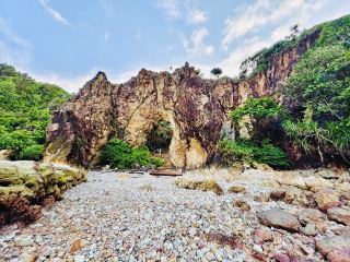 The Geological Wonder of Rose Island — Mersing Geopark