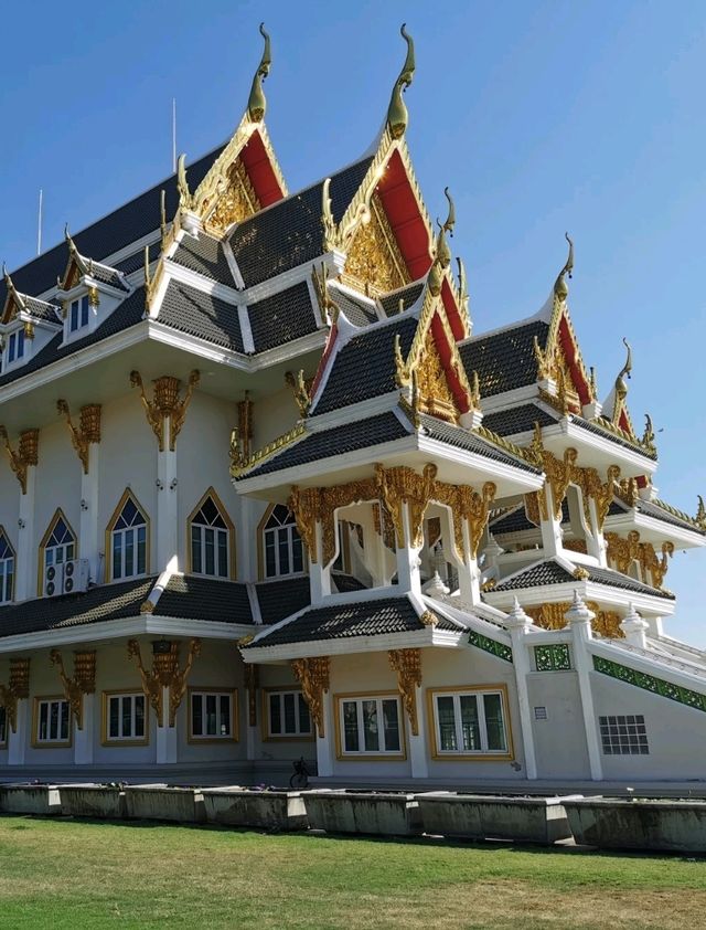 วัดขุนอินทประมูล จังหวัดอ่างทอง 🛕