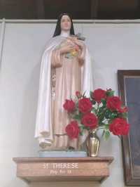 ⛪Charming Inner City Catholic Church⛪