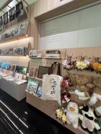 Picture-Perfect Pages: Shenzhen hidden gem bookstore