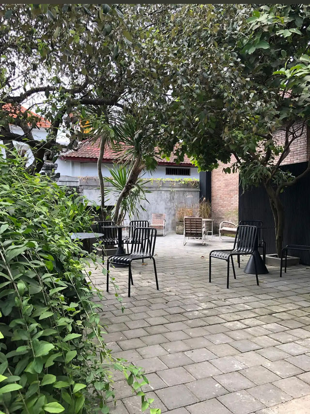 📍 Copenhagen Bakery, Bali