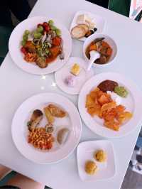 Centurion Lounge at Hong Kong Airport