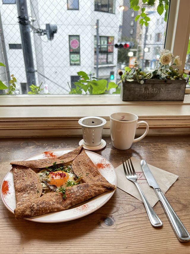 【渋谷🇯🇵】フランスを思わせる、隠れ家ガレット専門店🇫🇷 【渋谷🇯🇵】フランスを思わせる、隠れ家ガレット専門店🇫🇷
