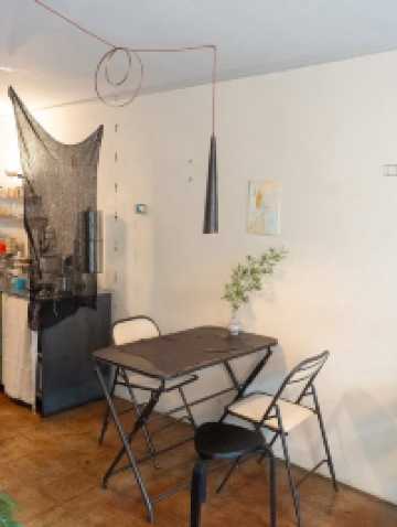 Passing Through Cafe, Art in Every Sip