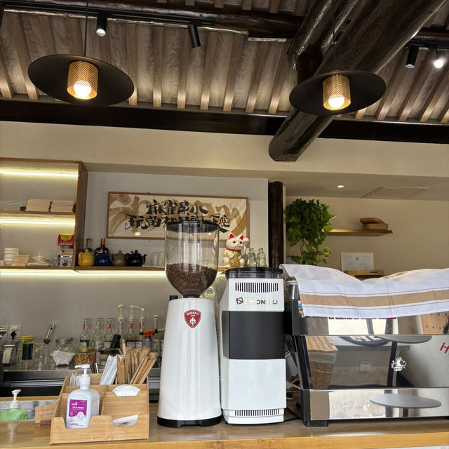 [🇨🇳Beijing] 🍵☕️🍰  รีวิวร้าน Coffee Beijing 🥧