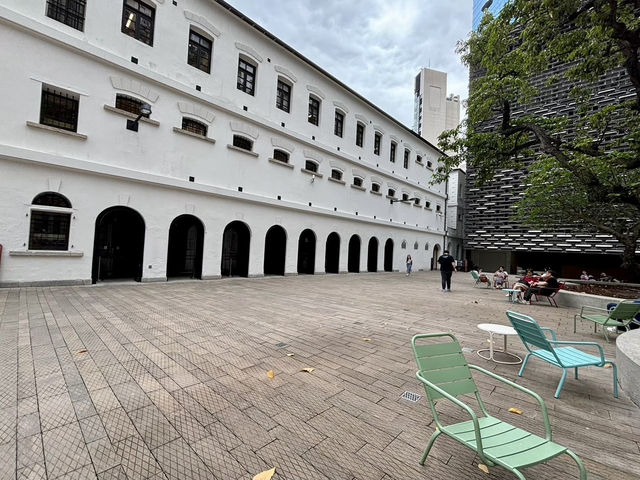 《中環大館・漫步古蹟與藝術之間的午後》