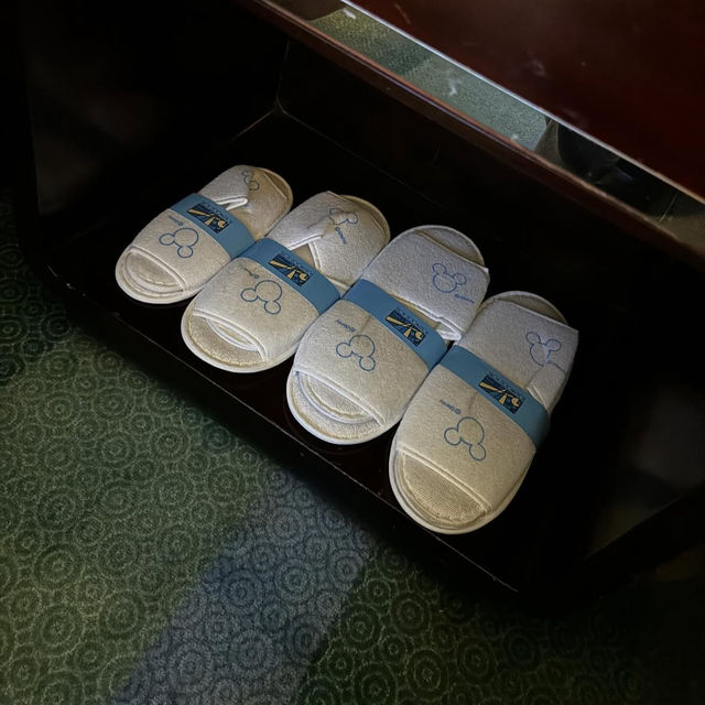 My Magical Stay at Disney Hollywood Hotel ✨🏰 My Magical Stay at Disney Hollywood Hotel ✨🏰