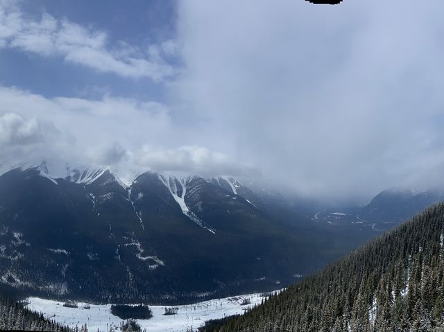 Sulphur Mountain - amazing view from the top!