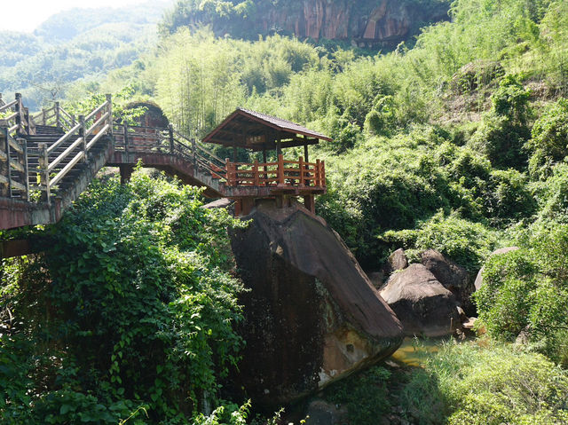单人徒步赤水佛光岩、大瀑布景区