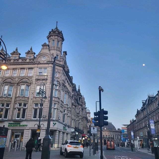 🤸充滿活力的城巿📚~Leeds 