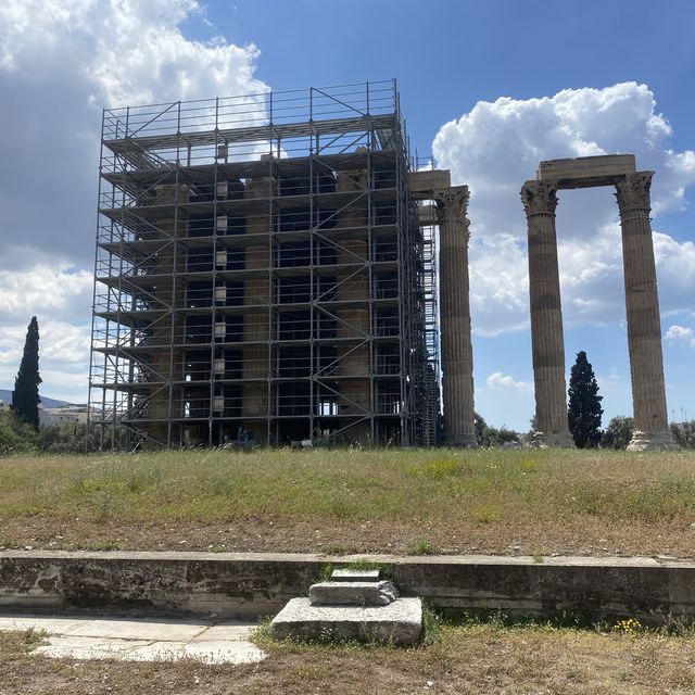 Temple of Olympian Zeus, A Great Pitstop 