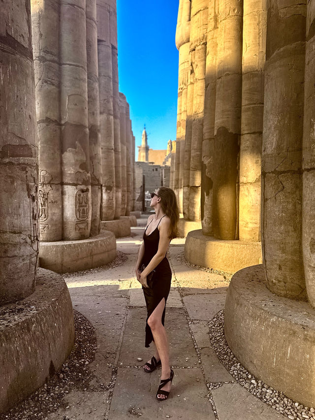 Explore the Majestic Luxor Temple 🌟