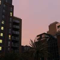 Canary Wharf’s Evening Glow: Sunset Reflections