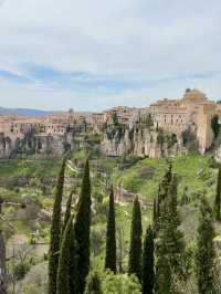 Art, History, and the Hanging Houses