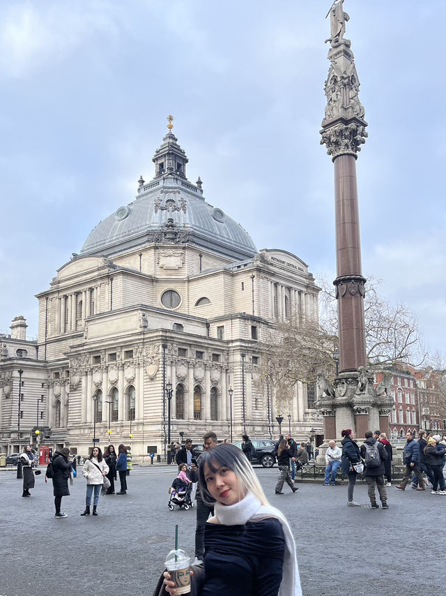 London Like a Local, Loved Like a Legend