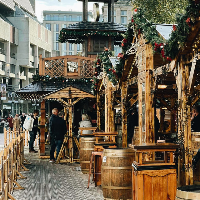 Cardiff: Castles, Culture & Coastal Charm
