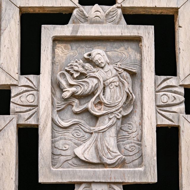Windows of Art and Light – The Hidden Beauty of Wanliuzhou Island 🌞🏝️🪟