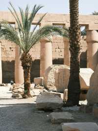 카르나크 신전, 영원의 대회랑 속으로 