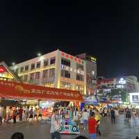 夜晚逛逛深圳後浪新天地