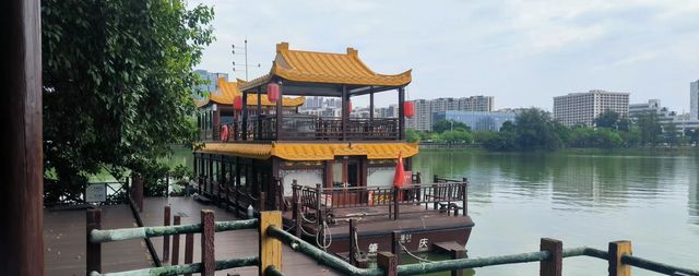 又發現一悠閒好去處，可觀鳥、有沙地，能知識科普…