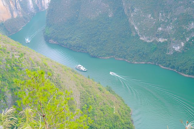 長江小三峽魚頭灣秋色