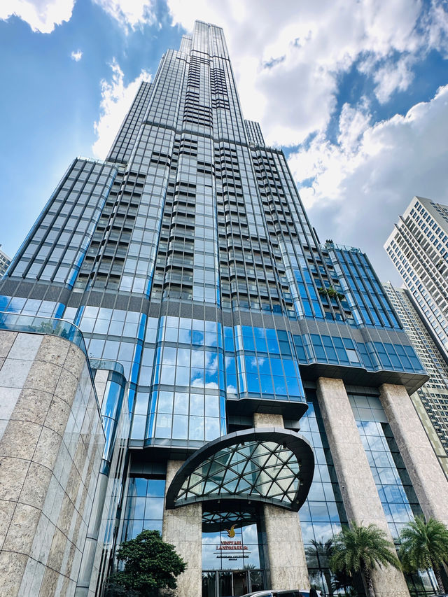 Eat in the Tallest Building in Vietnam 🇻🇳 