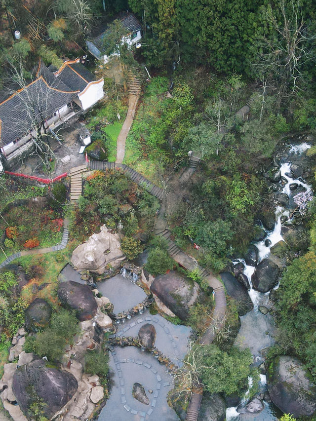 長沙出發2小時，去見山見水見自己