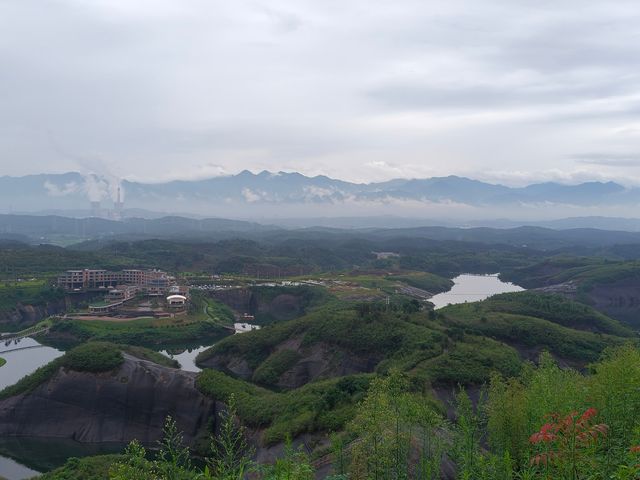 想看看美麗的高椅嶺景區嗎？