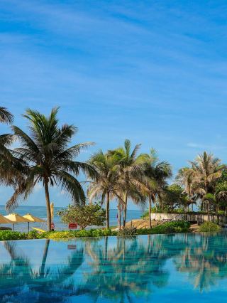 🌴✨ Unwind in Vietnam: Ho Tram's Beachside Bliss 🌊🏨