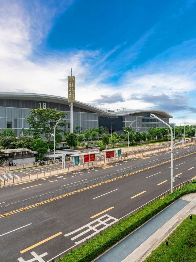 🌟 Shenzhen's Hidden Gem: Weidu Hotel 🌟
