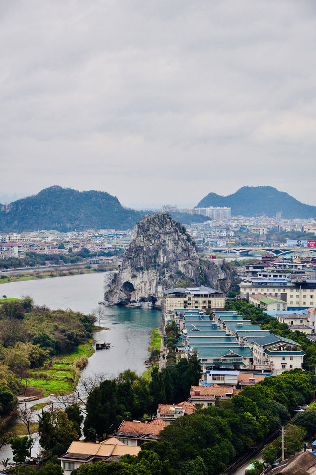 疊彩山，桂林主城登高俯瞰漓江絕佳地