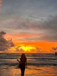 The dreamy sunset that people chasing at Sunset Sanato Beach