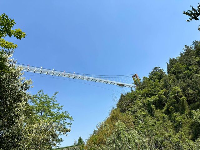 四川江油佛爷洞︱《西遊記》取景地。