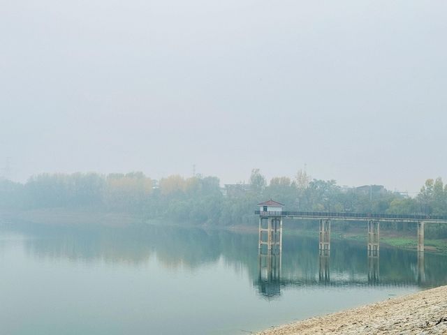 西安東溝水庫|一幅秋冬的水墨畫。 西安東溝水庫|一幅秋冬的水墨畫。