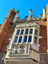 the Hampton Court Palace