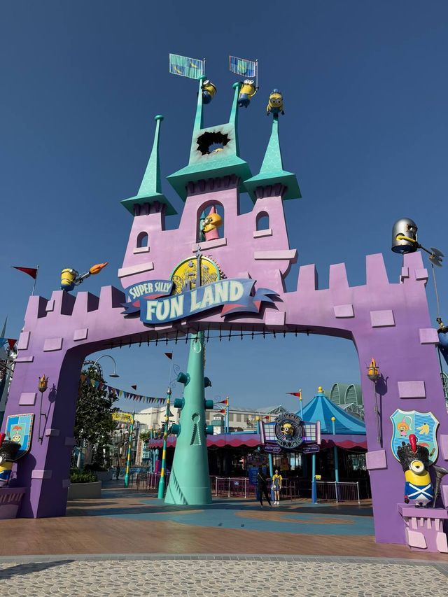 Minion Land Opens at Universal Studios Singapore!