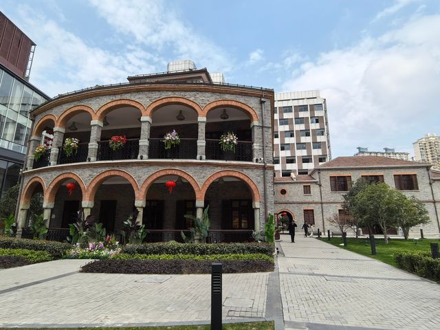 上海閒逛～百年建築老洋房之巴金圖書館