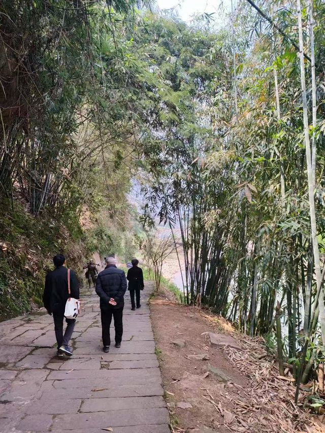 丙安古鎮｜一個被時光遺忘在赤水河畔的古鎮。