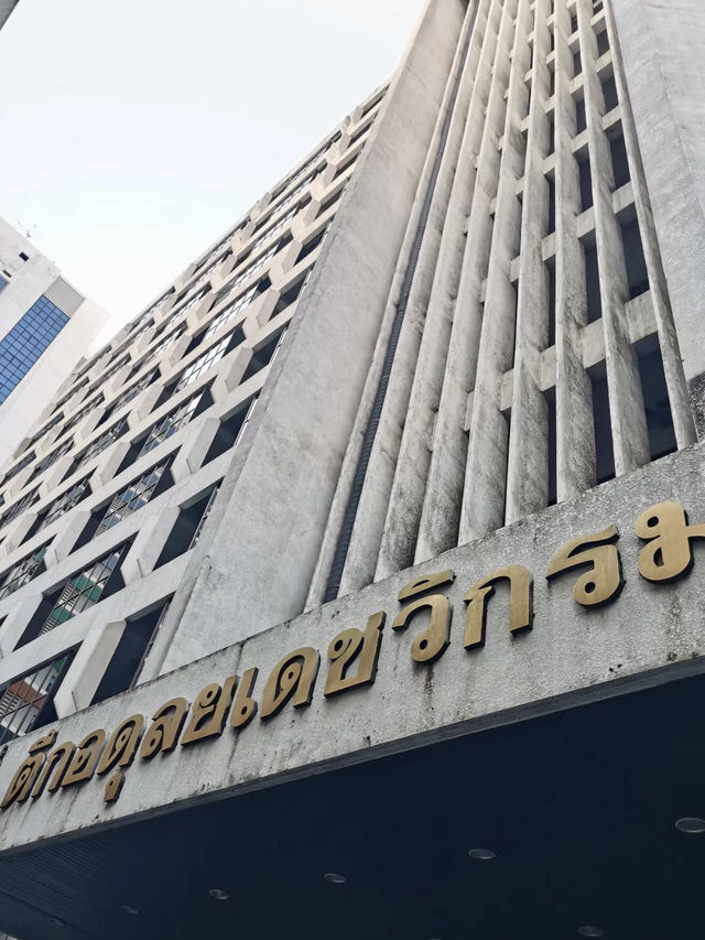 死亡凝視的啟示：在博物館與人性對話