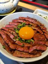 🇹🇭曼谷遇見這3家牛肉飯請直接衝！好吃到跺腳😭
