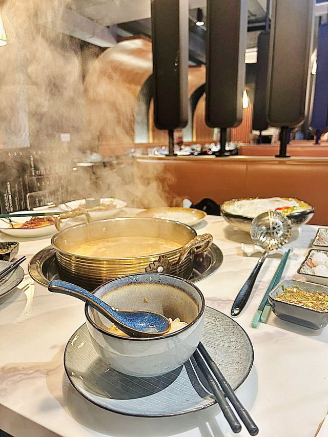 念念不忘的火鍋店，丸子都是手工做的！