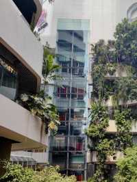 EmQuartier：城市中的時尚花園