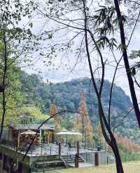 【成都1小時直達｜住進現實版哈比人童話村，私人湯泉+漢服打卡超好拍！】