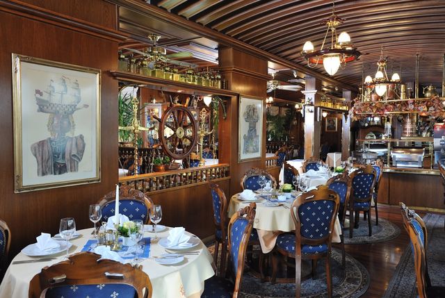 布拉格 | 河上酒店體驗 Botel Admiral   酒店：Botel Admiral  